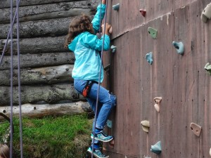 38223104_703687796648210_8637665937949982720_n